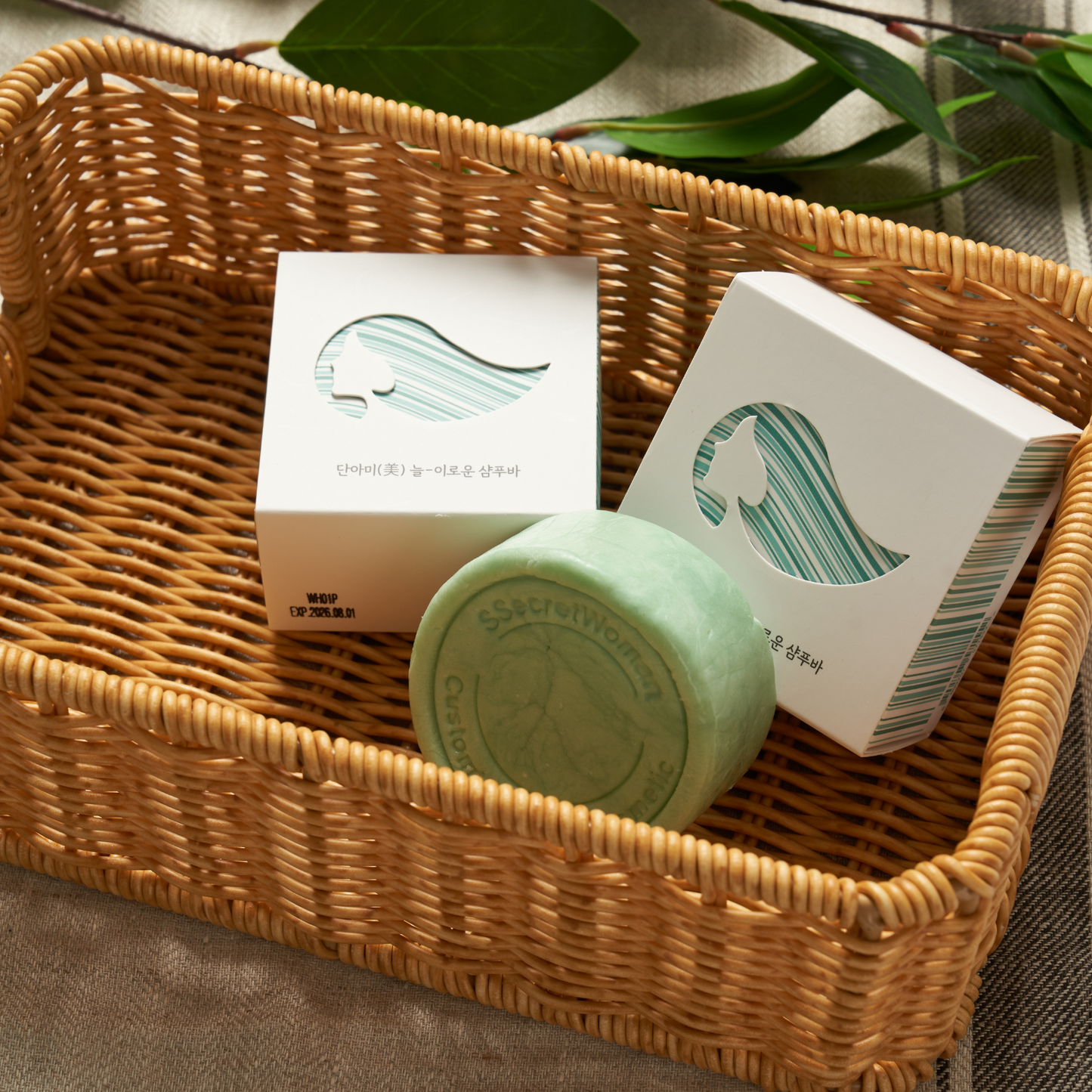 SSECRET WOMAN Chongpo Shampoo Bar